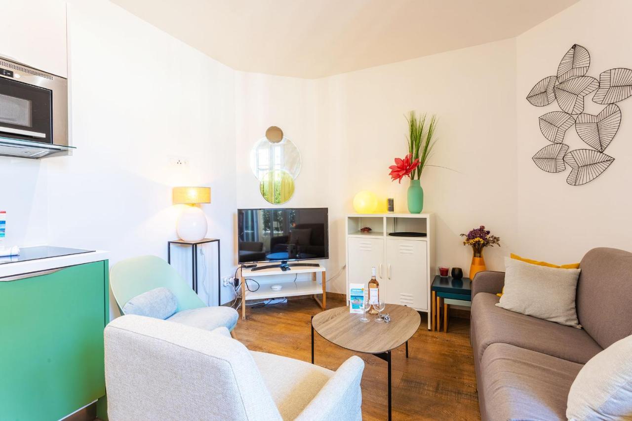 LE ROSSINI AP4228 By Riviera Holiday Homes Niza Exterior foto