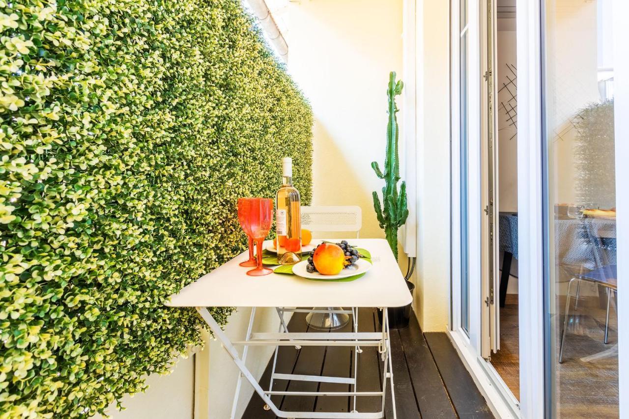 LE ROSSINI AP4228 By Riviera Holiday Homes Niza Exterior foto